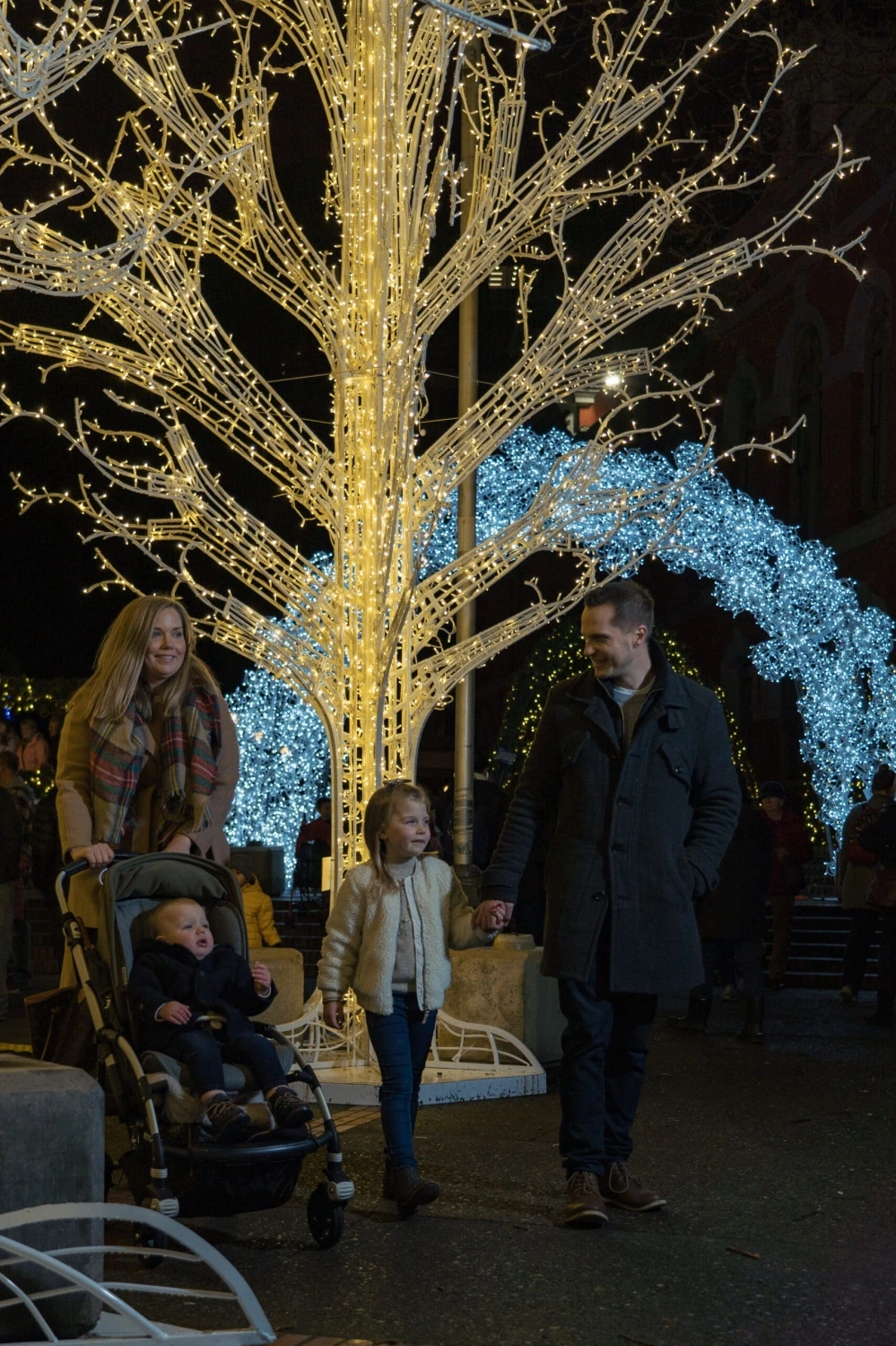 young Victoria family enjoying the Lights of Wonder installation by Light Right